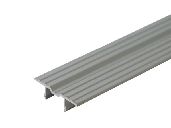 Накладка на ходовую шину 1300мм, серебро R01.1. PATIO FOLD Накладка на ходовую шину 1300мм, серебро R01.1. PATIO FOLD